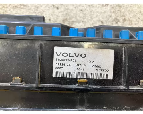 Volvo VHD Instrument Cluster