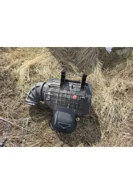 Volvo VNL 780 Air Cleaner