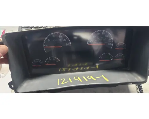 Volvo VNL 780 Instrument Cluster