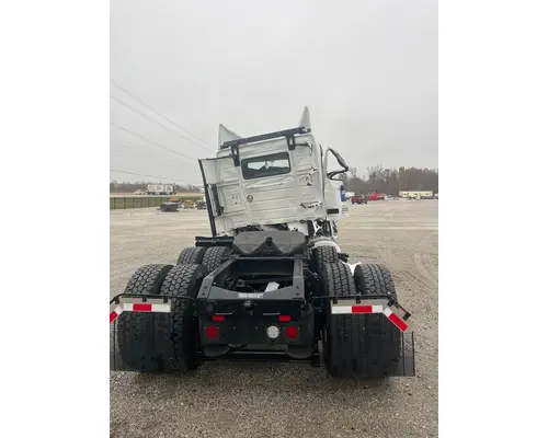 Volvo VNL64T Vehicle for Sale