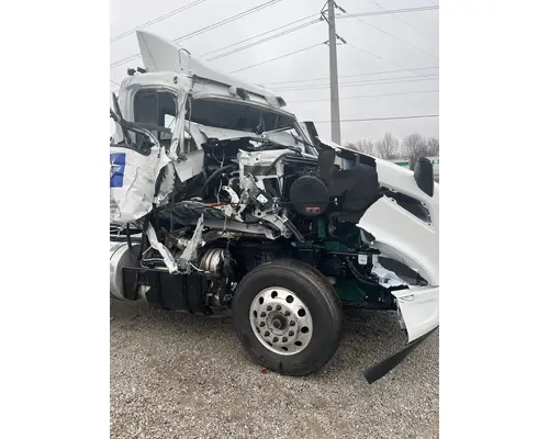 Volvo VNL64T Vehicle for Sale