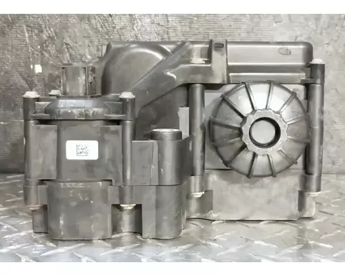 Volvo VNL670 DEF Pump