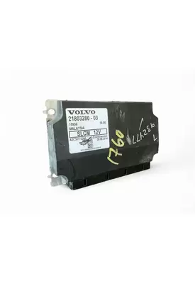Volvo VNL670 Dash/Console Switch
