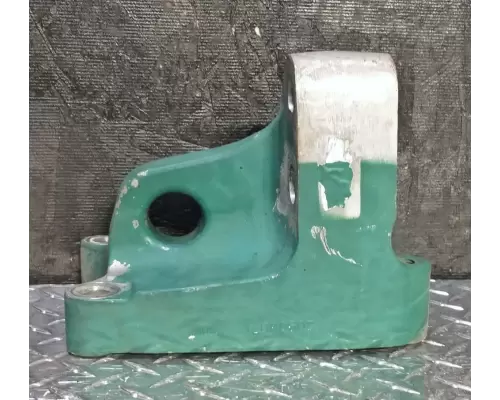 Volvo VNL780 Engine Mounts