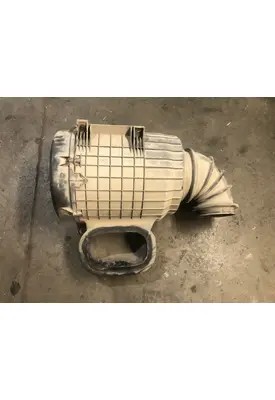 Volvo VNL Air Cleaner