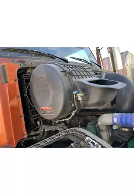 Volvo VNL Air Cleaner