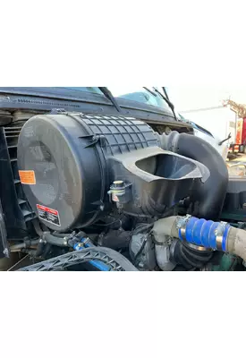 Volvo VNL Air Cleaner