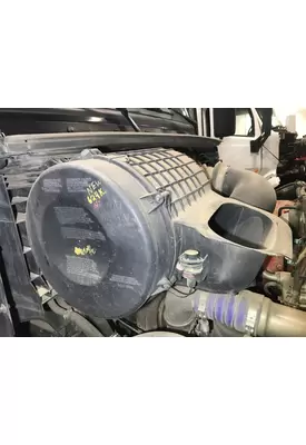 Volvo VNL Air Cleaner