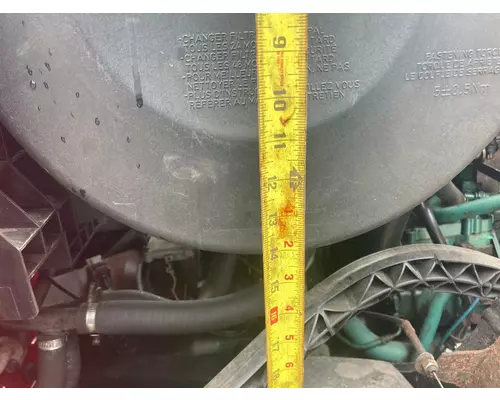 Volvo VNL Air Cleaner