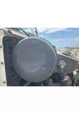 Volvo VNL Air Cleaner