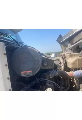 Volvo VNL Air Cleaner