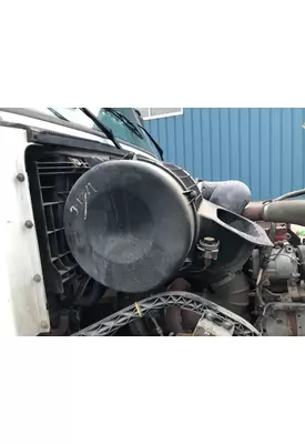 Volvo VNL Air Cleaner