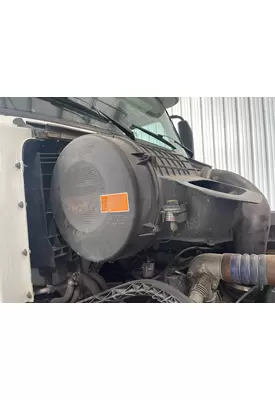 Volvo VNL Air Cleaner
