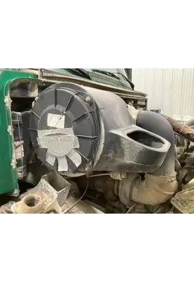 Volvo VNL Air Cleaner