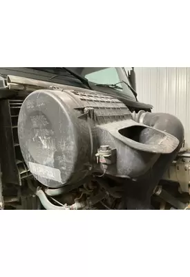 Volvo VNL Air Cleaner