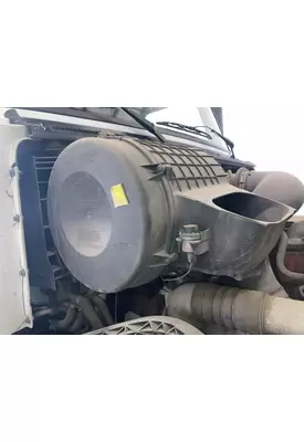 Volvo VNL Air Cleaner