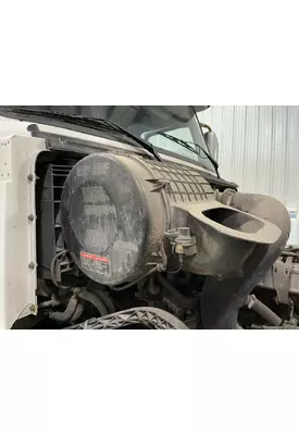 Volvo VNL Air Cleaner