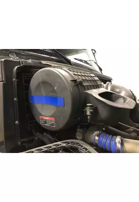 Volvo VNL Air Cleaner