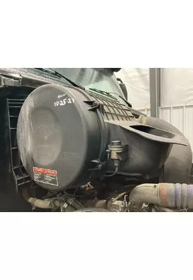 Volvo VNL Air Cleaner