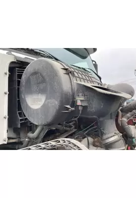 Volvo VNL Air Cleaner