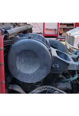 Volvo VNL Air Cleaner