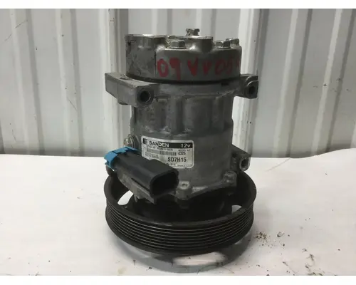 Volvo VNL Air Conditioner Compressor