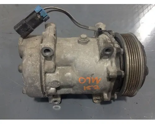 Volvo VNL Air Conditioner Compressor