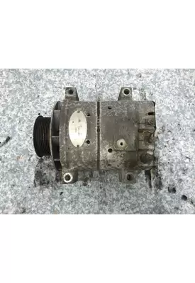 Volvo VNL Alternator