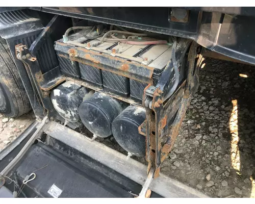Volvo VNL Battery Box