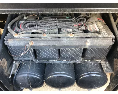 Volvo VNL Battery Box