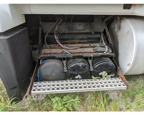 Volvo VNL Battery Box