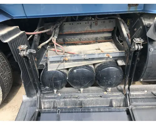 Volvo VNL Battery Box