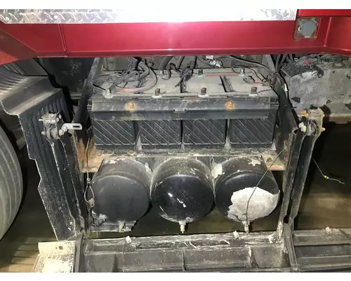 Volvo VNL Battery Box