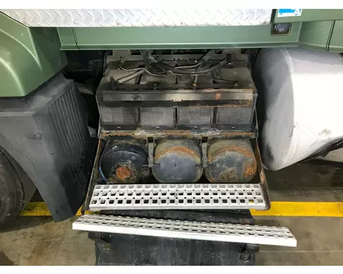 Volvo VNL Battery Box