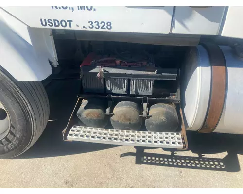 Volvo VNL Battery Box