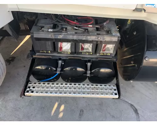 Volvo VNL Battery Box