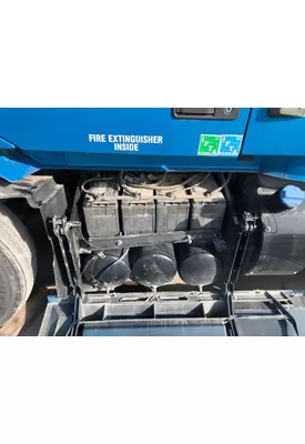 Volvo VNL Battery Box