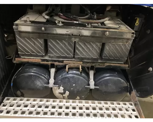 Volvo VNL Battery Box