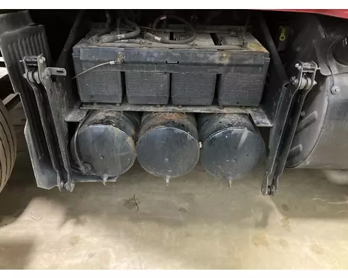 Volvo VNL Battery Box