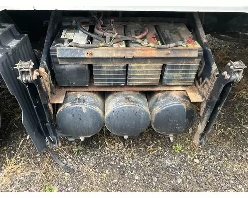 Volvo VNL Battery Box