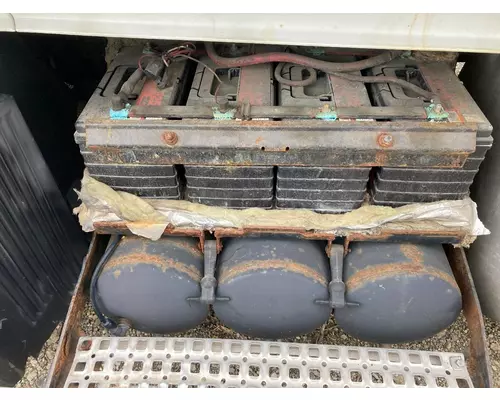 Volvo VNL Battery Box