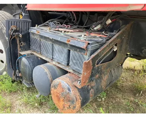 Volvo VNL Battery Box