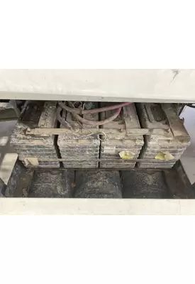 Volvo VNL Battery Box