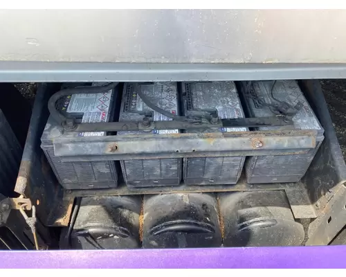 Volvo VNL Battery Box