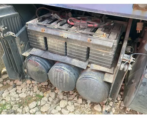 Volvo VNL Battery Box