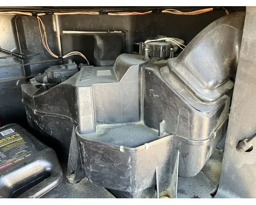 Volvo VNL Body, Misc. Parts