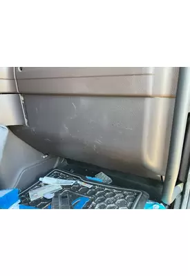 Volvo VNL Body, Misc. Parts