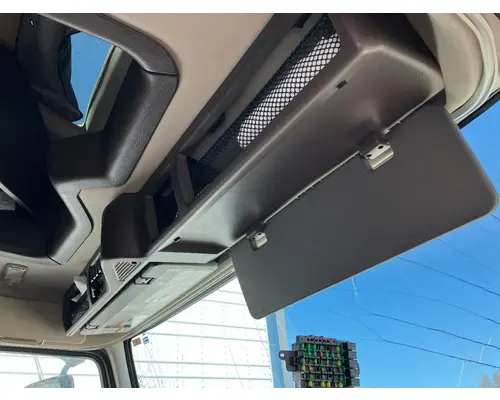 Volvo VNL Body, Misc. Parts