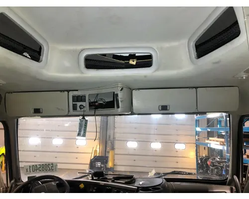 Volvo VNL Body, Misc. Parts