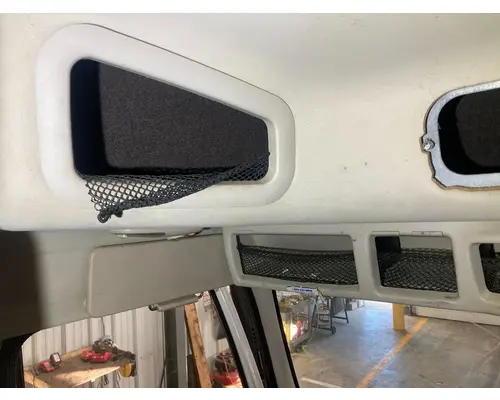 Volvo VNL Body, Misc. Parts